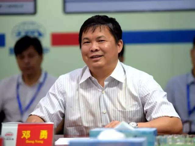 中铁局老总_中铁十一局公章图片(2)