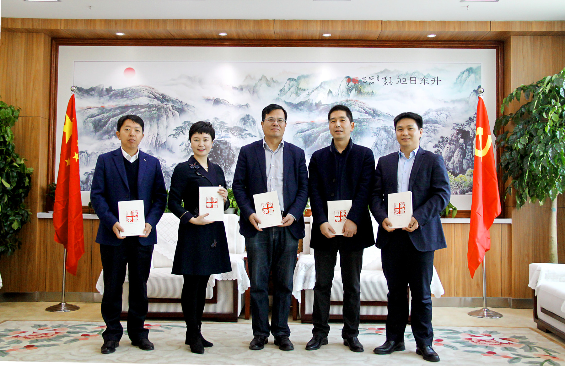 互学互鉴厚友谊 共进共荣谋发展