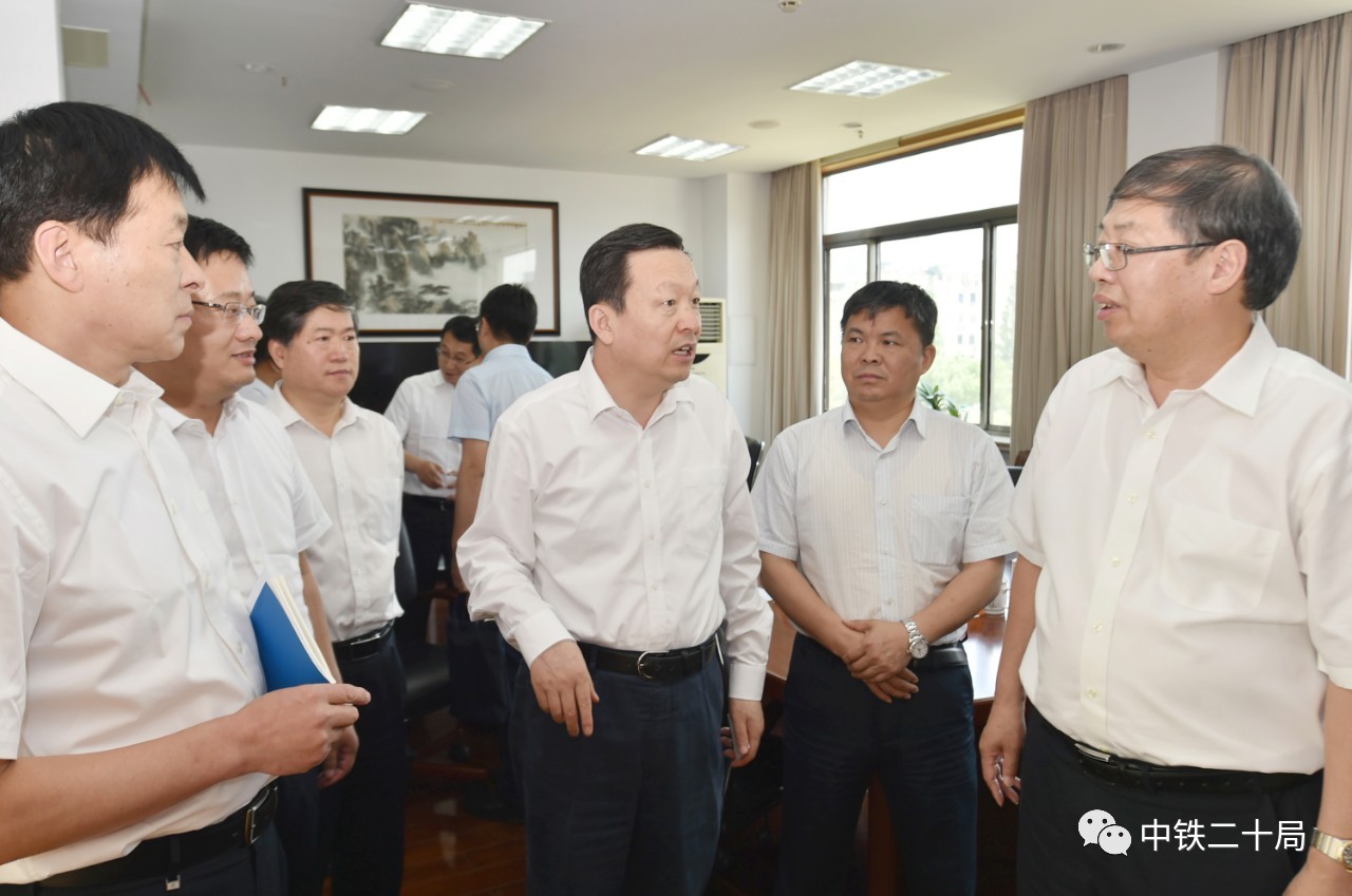 庄尚标会见江苏省委常委,苏州市委书记周乃翔并到中铁二十局一公司